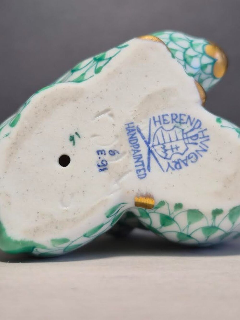 Herend Pair Of Rabbits - Picture 5 of 9